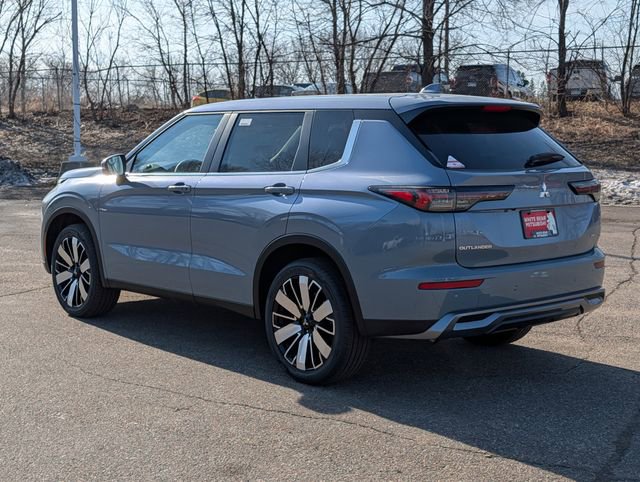 New 2026 Mitsubishi Outlander SE AWD/4WD image 2