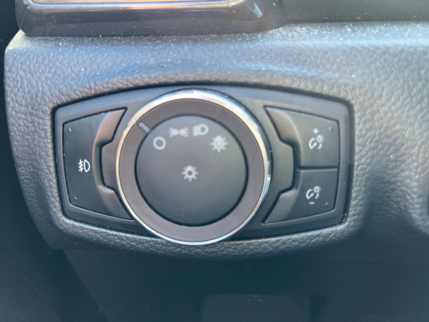 Used 2019 Ford Ranger Lariat w/ Equipment Group 501A Mid AWD/4WD image 16