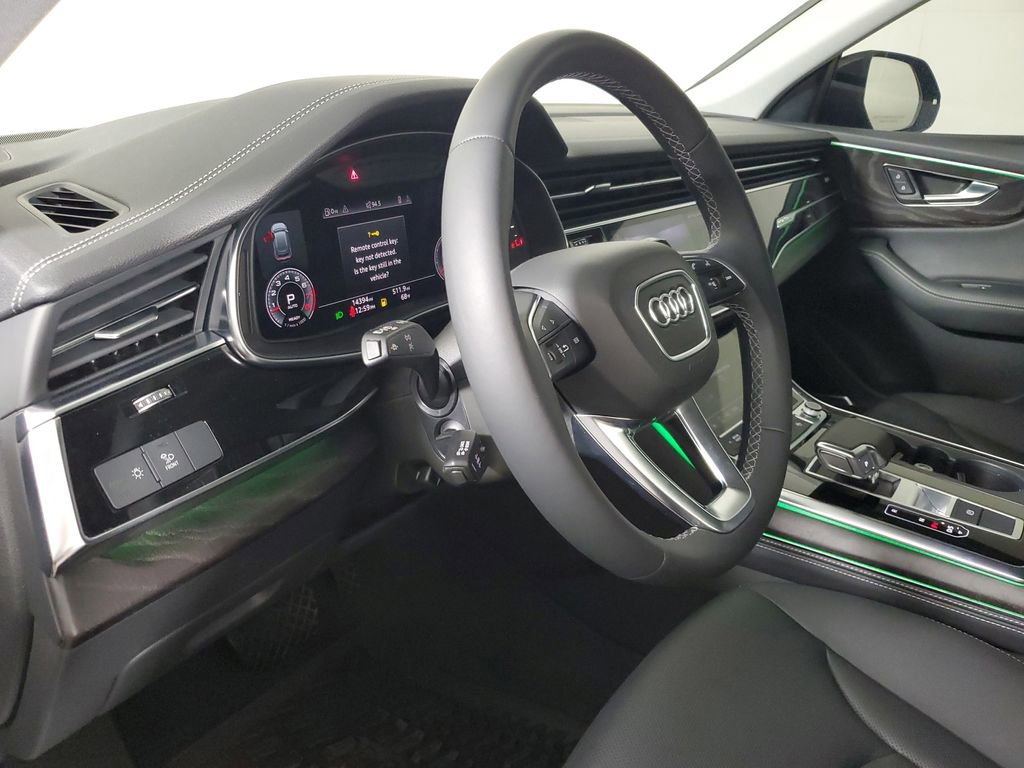 Used 2023 Audi Q8 Premium Plus w/ Premium Plus Package image 24