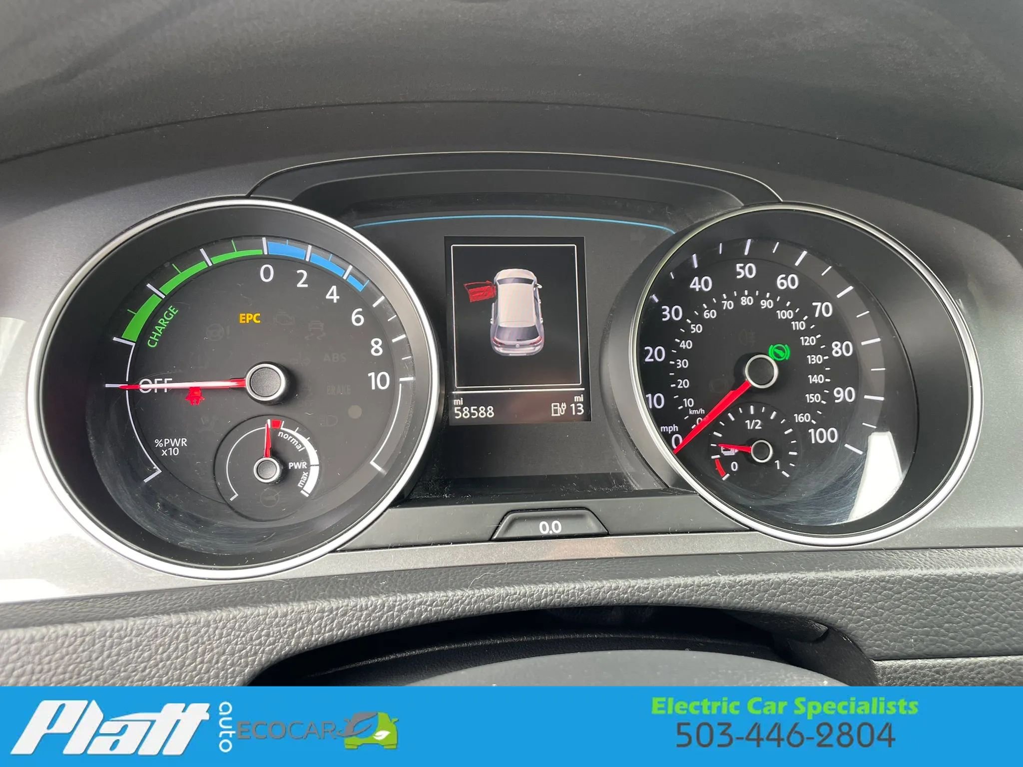 Used 2016 Volkswagen e-Golf SE w/ DC Fast Charging Package FWD image 29