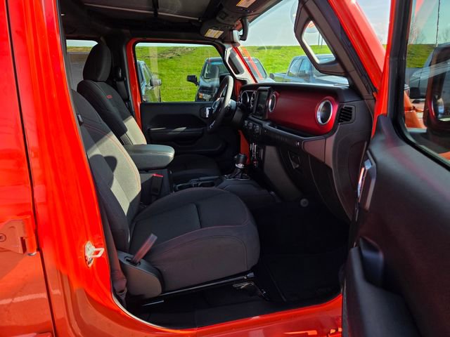 Used 2023 Jeep Wrangler Unlimited Rubicon image 14
