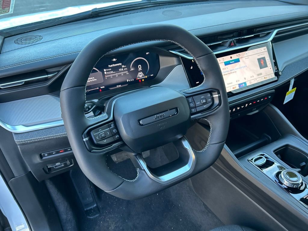 New 2026 Jeep Cherokee Laredo image 34