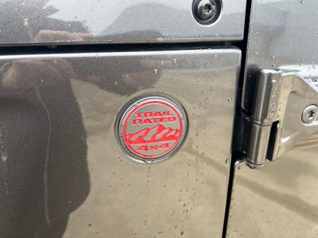 Used 2019 Jeep Wrangler Unlimited Rubicon AWD/4WD image 32