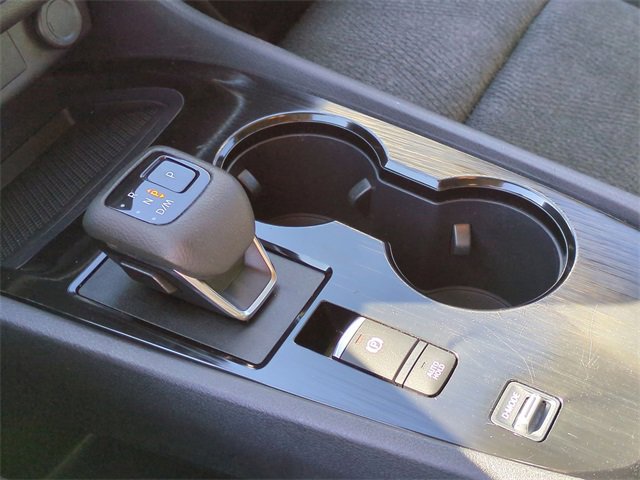 Used 2024 Nissan Rogue SV image 19