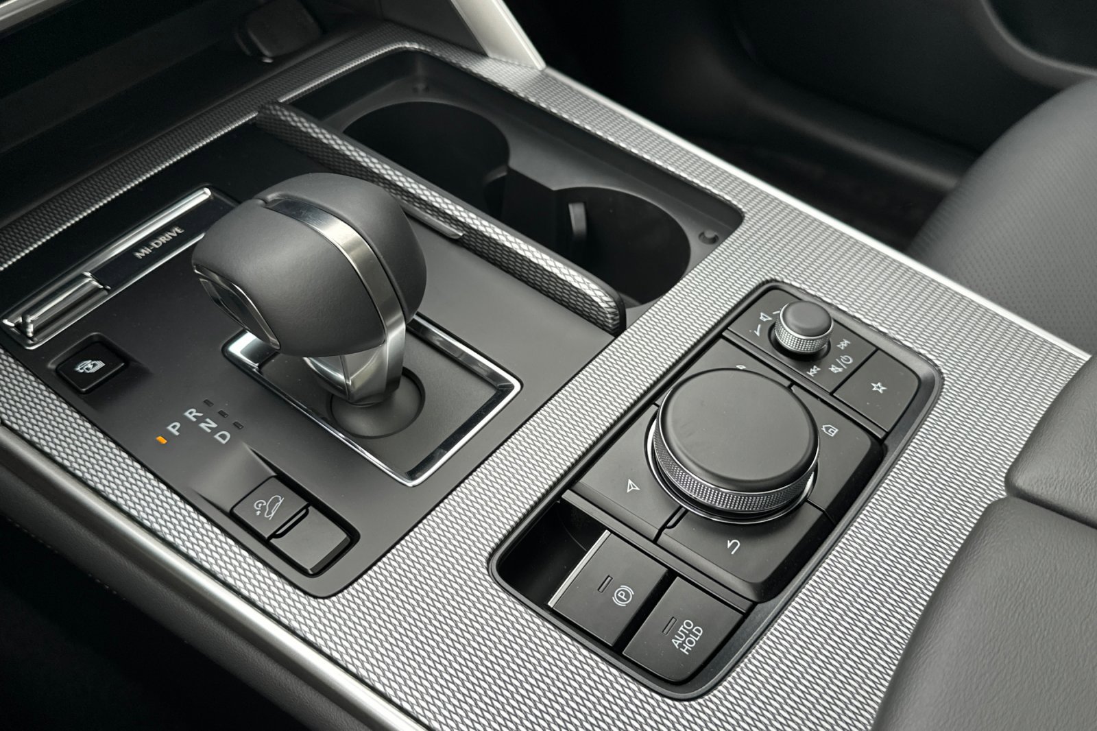 New 2025 MAZDA CX-70 Plug-In Hybrid w/ Premium Pkg image 25