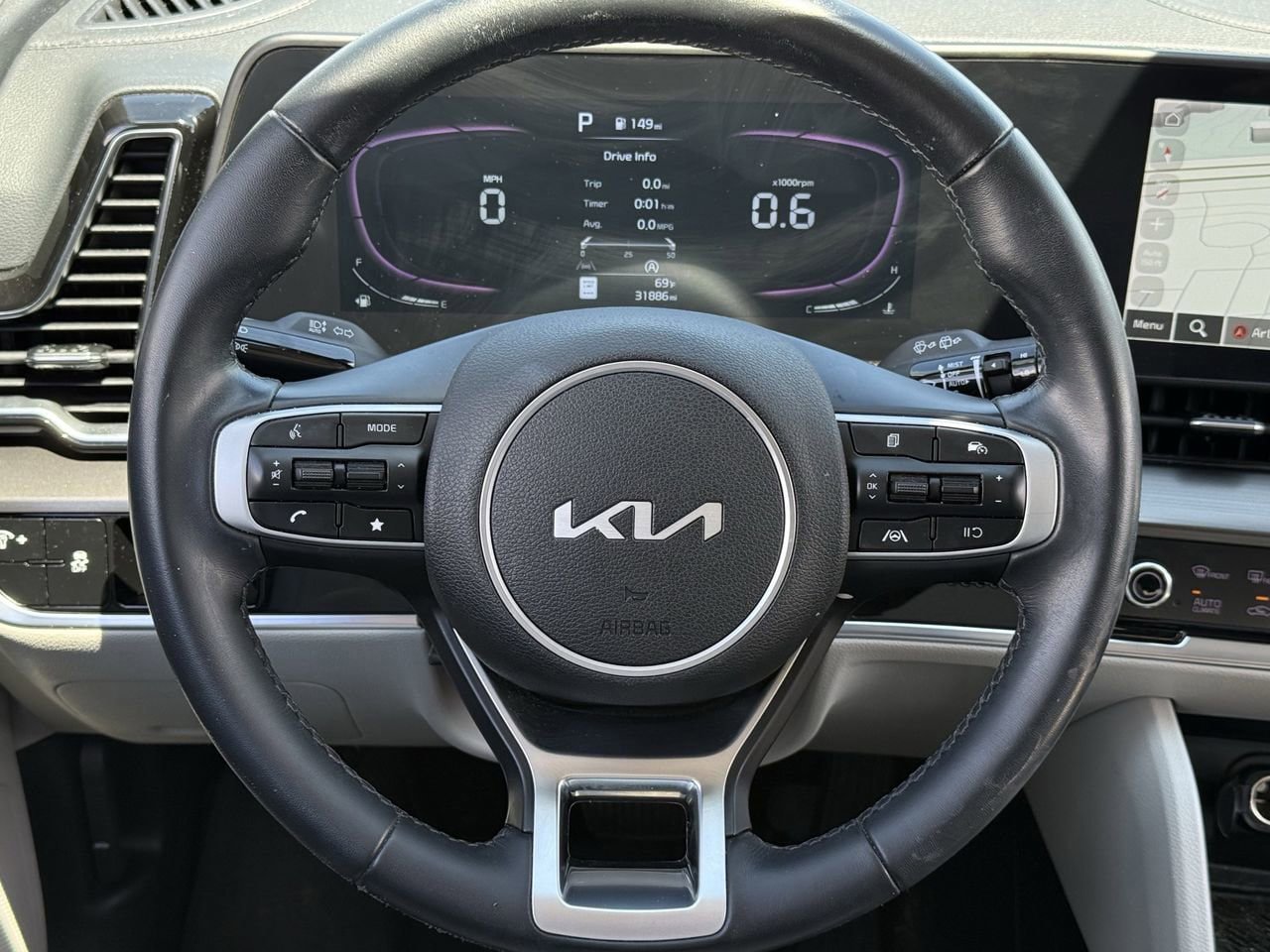 Used 2024 Kia Sportage EX FWD image 11