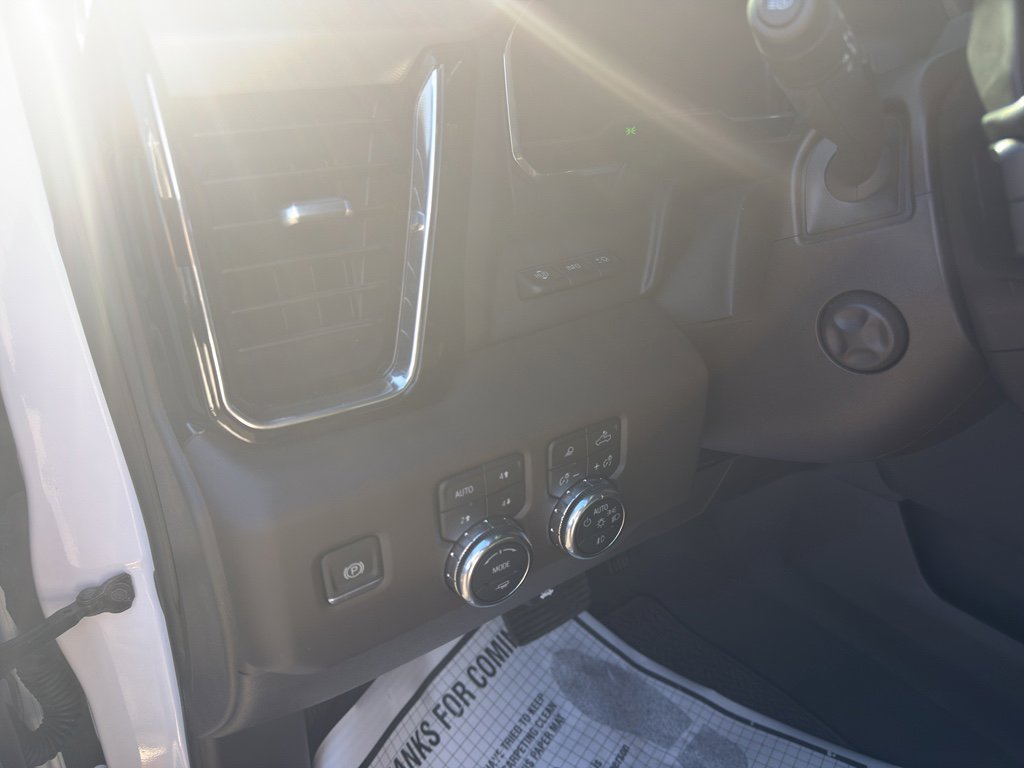 Used 2024 GMC Sierra 1500 Denali image 16