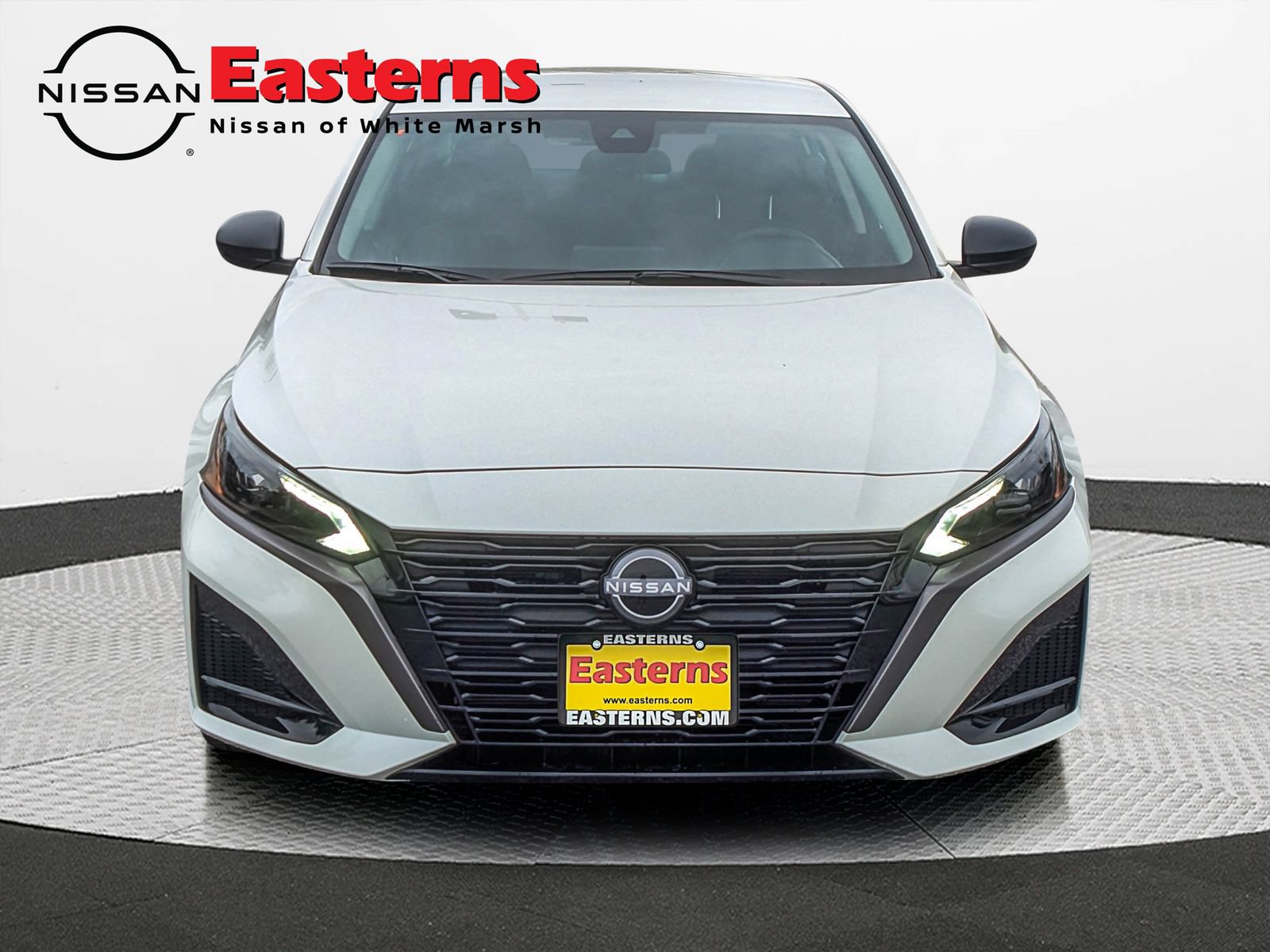 New 2026 Nissan Altima 2.5 SV FWD image 3