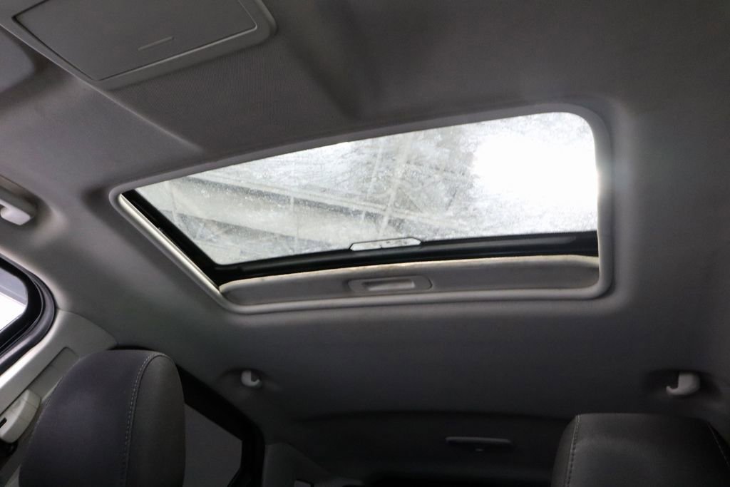 Certified 2019 Ford EcoSport SE image 32