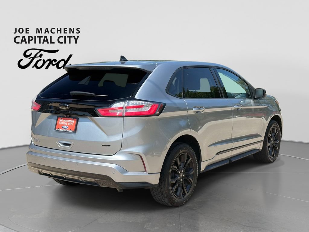 Used 2022 Ford Edge SE w/ Black Appearance Package AWD/4WD image 5