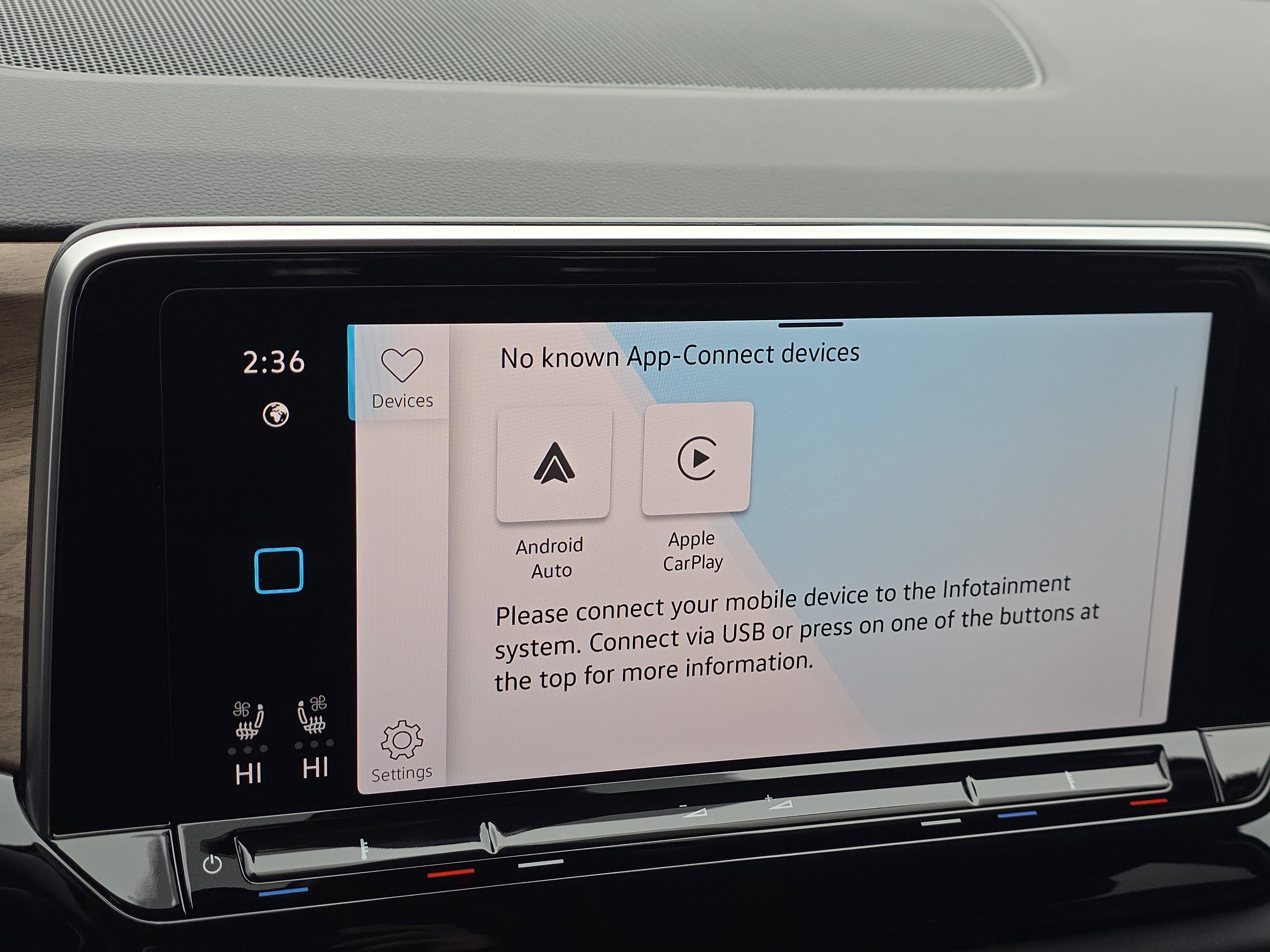 New 2026 Volkswagen Atlas SE image 9