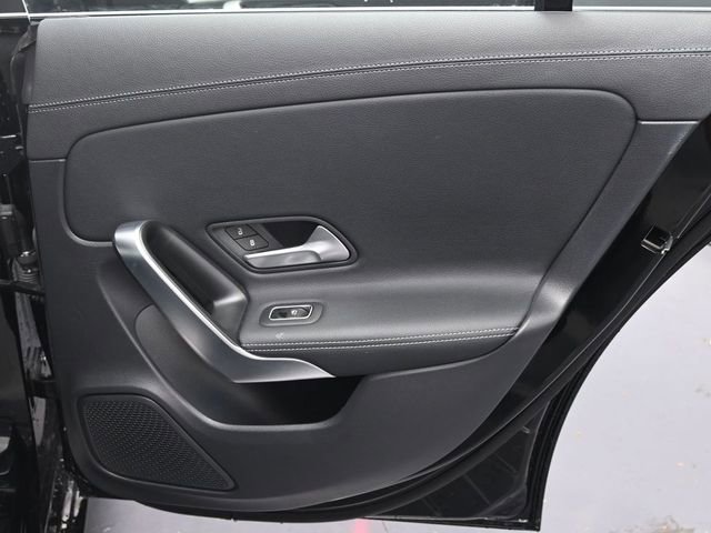 Used 2024 Mercedes-Benz CLA 250 image 31