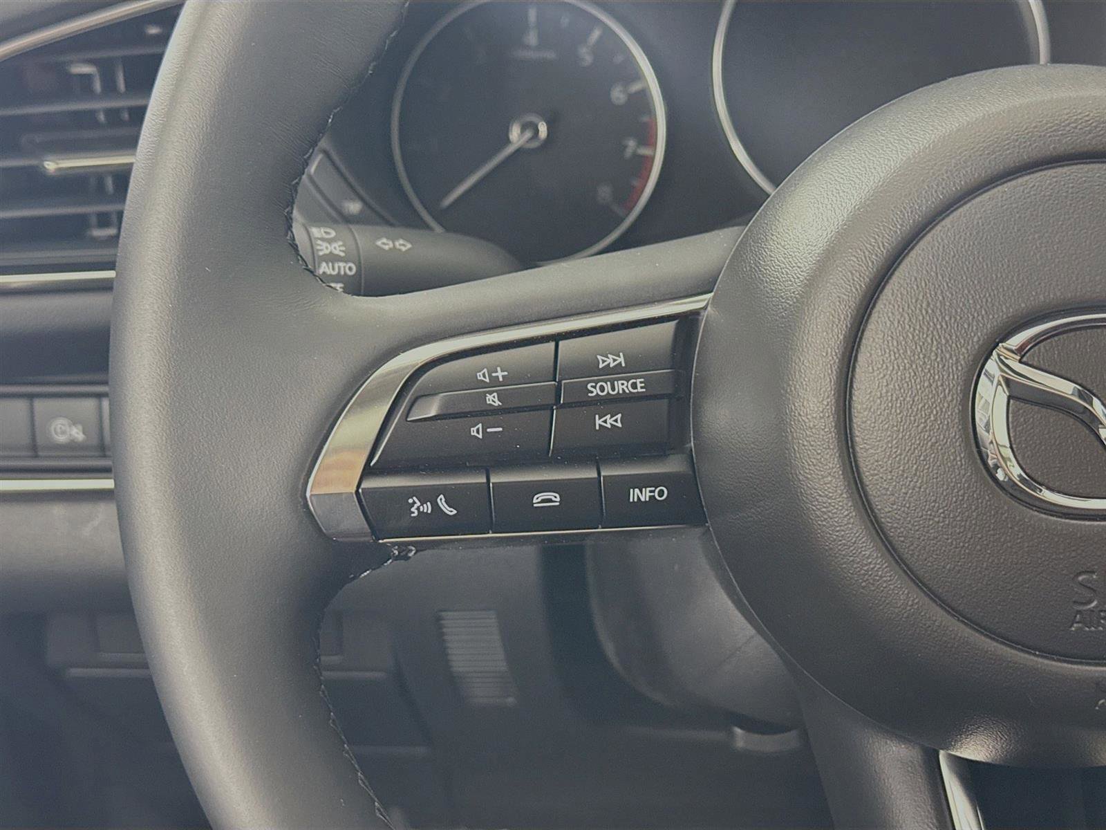 New 2025 MAZDA CX-30 AWD 2.5 S w/ Preferred Package image 18