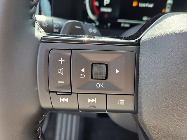 New 2026 Nissan Pathfinder SL image 26