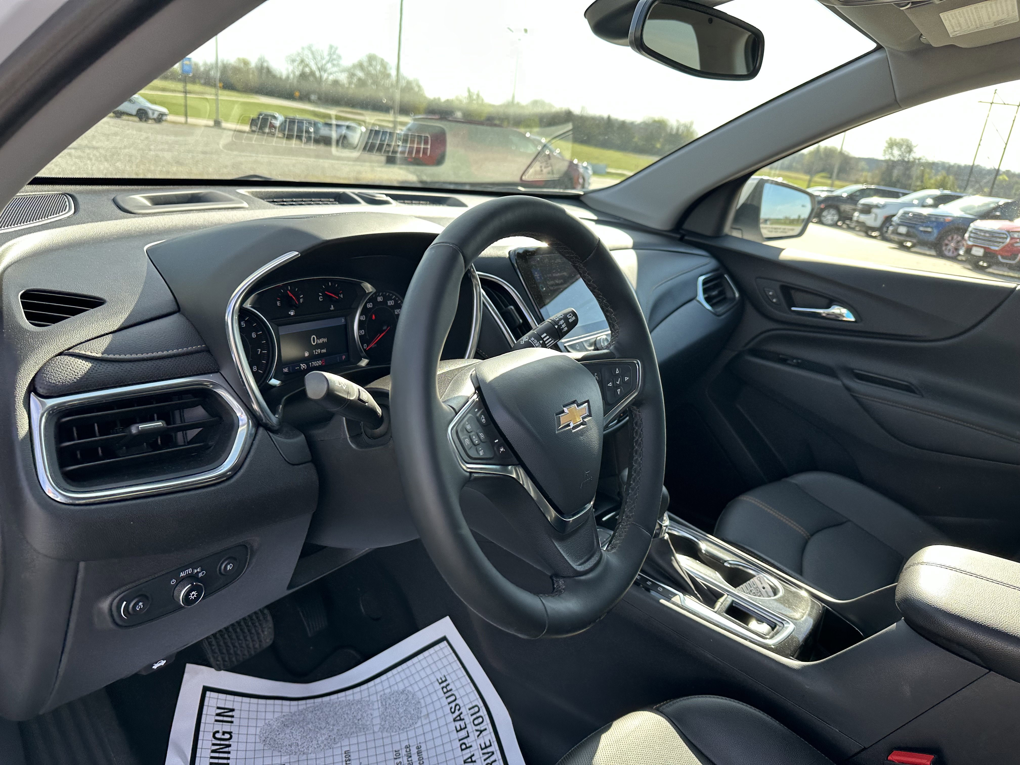 Used 2024 Chevrolet Equinox Premier AWD/4WD image 8