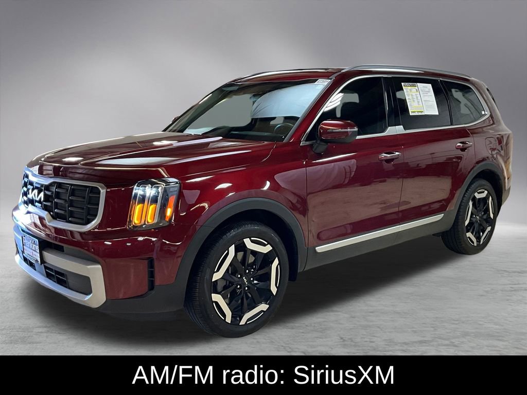 Used 2024 Kia Telluride S w/ S Sunroof Package image 4