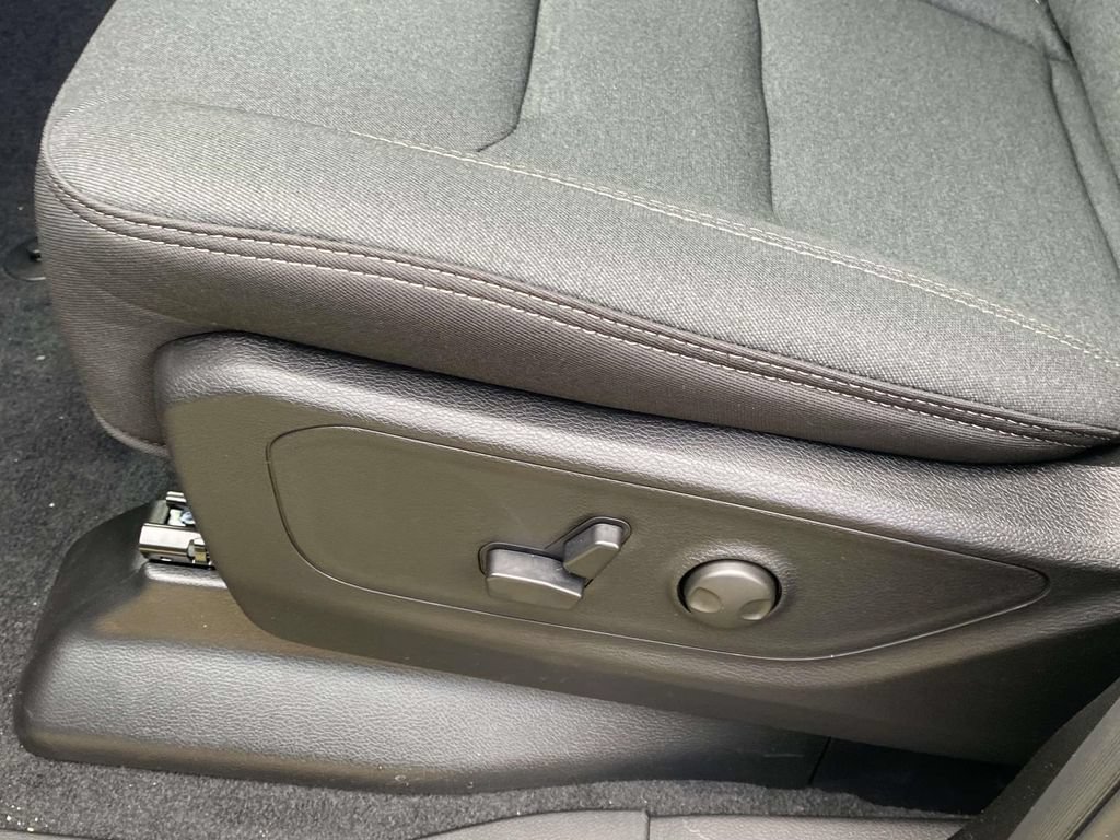 New 2026 RAM 1500 Big Horn AWD/4WD image 17