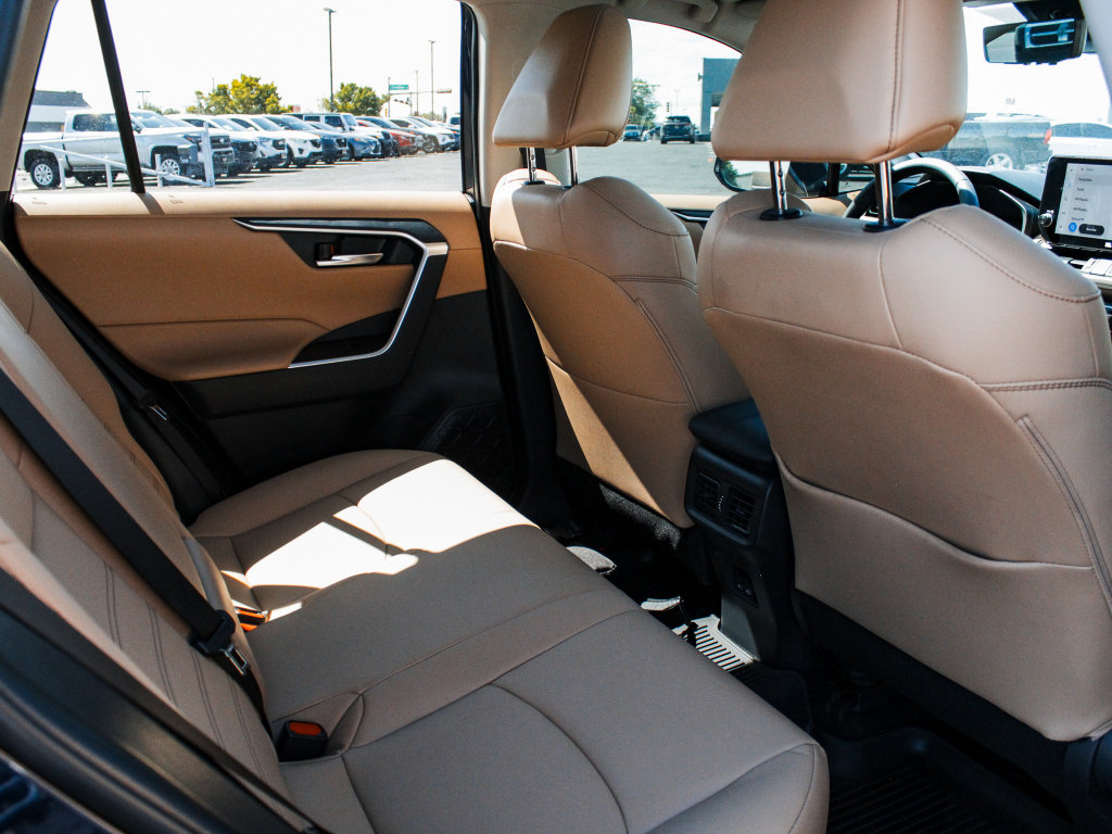 Used 2025 Toyota RAV4 XLE Premium w/ Weather Package AWD/4WD image 30