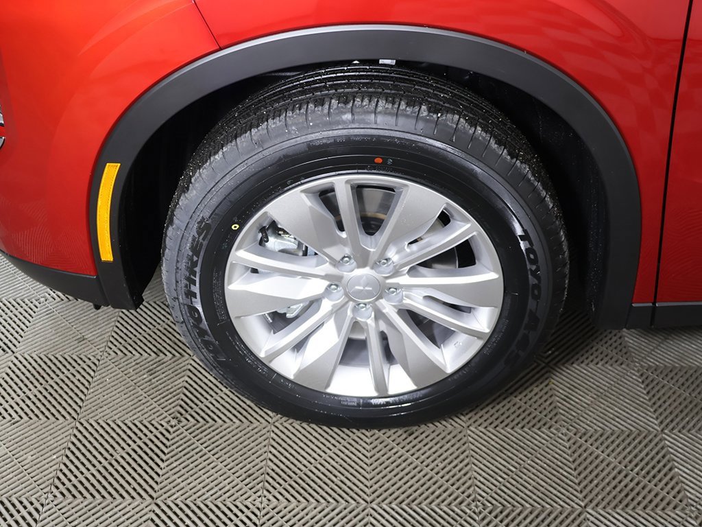 New 2026 Mitsubishi Outlander ES image 19