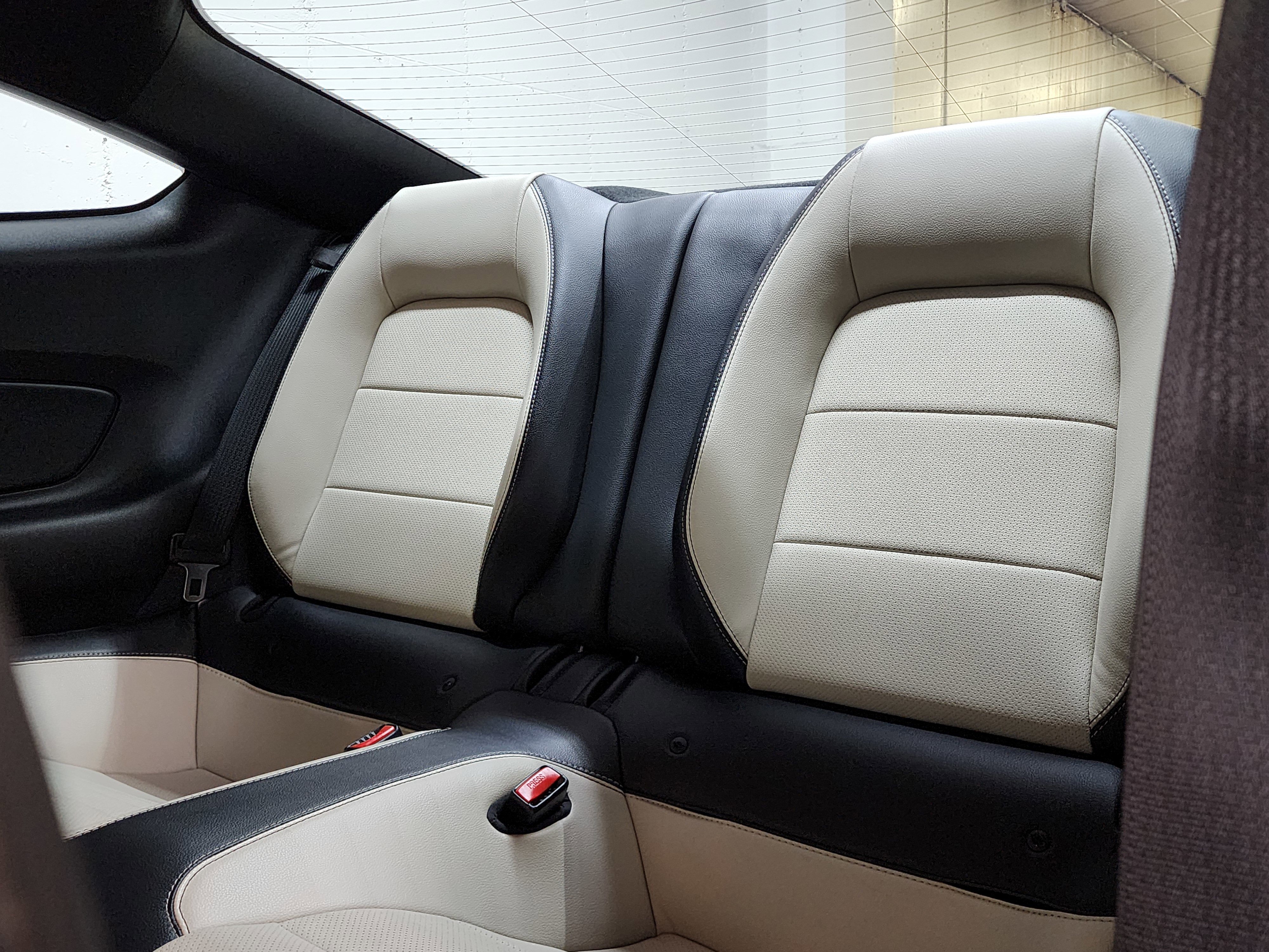 Used 2017 Ford Mustang Coupe image 17