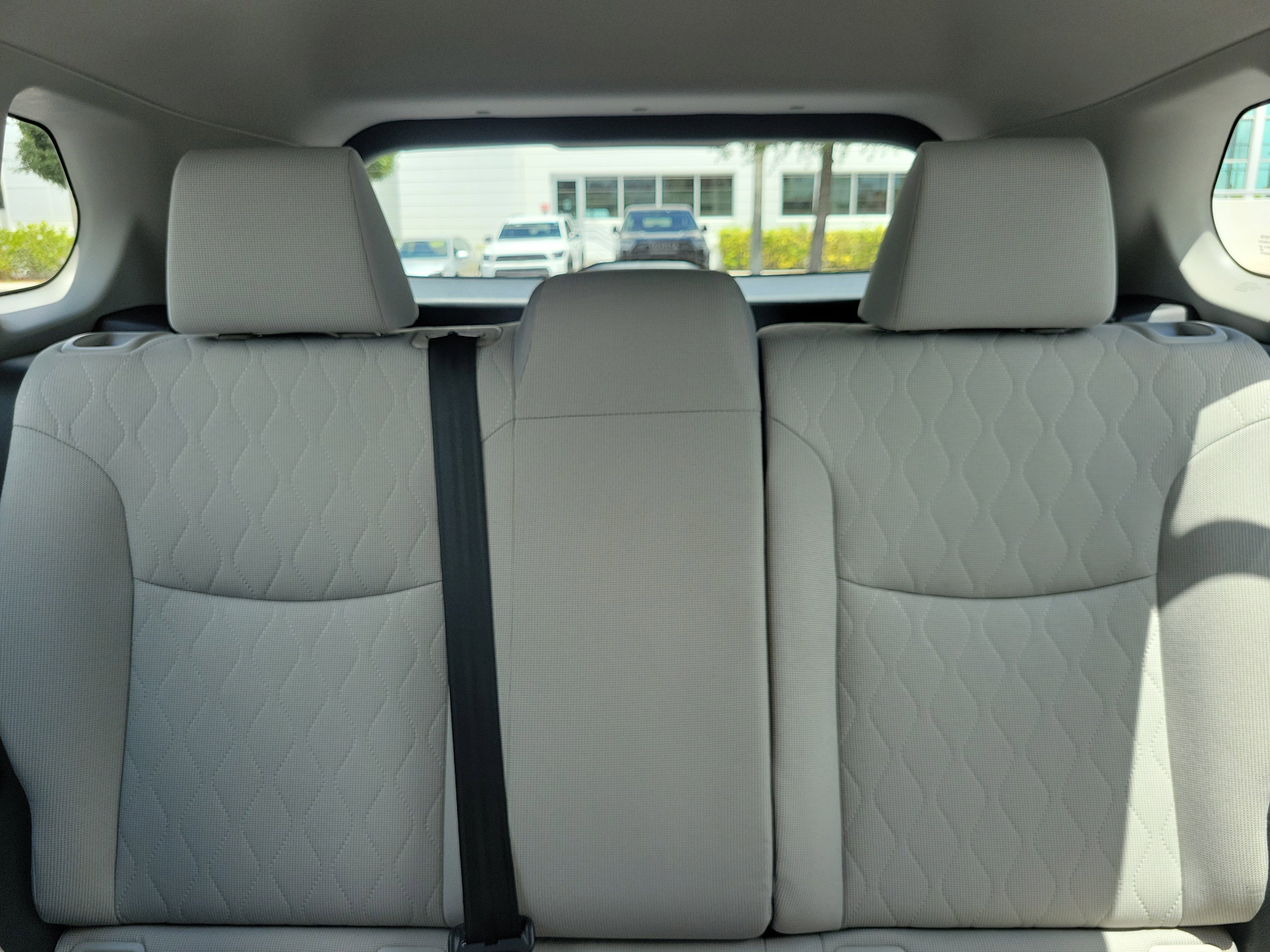 Used 2023 Toyota Corolla Cross L FWD image 21