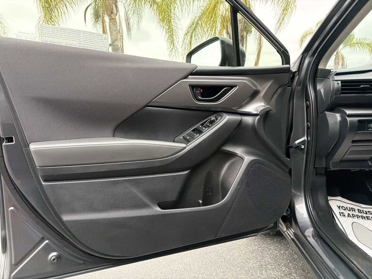 Used 2024 Subaru Impreza 2.0i image 24