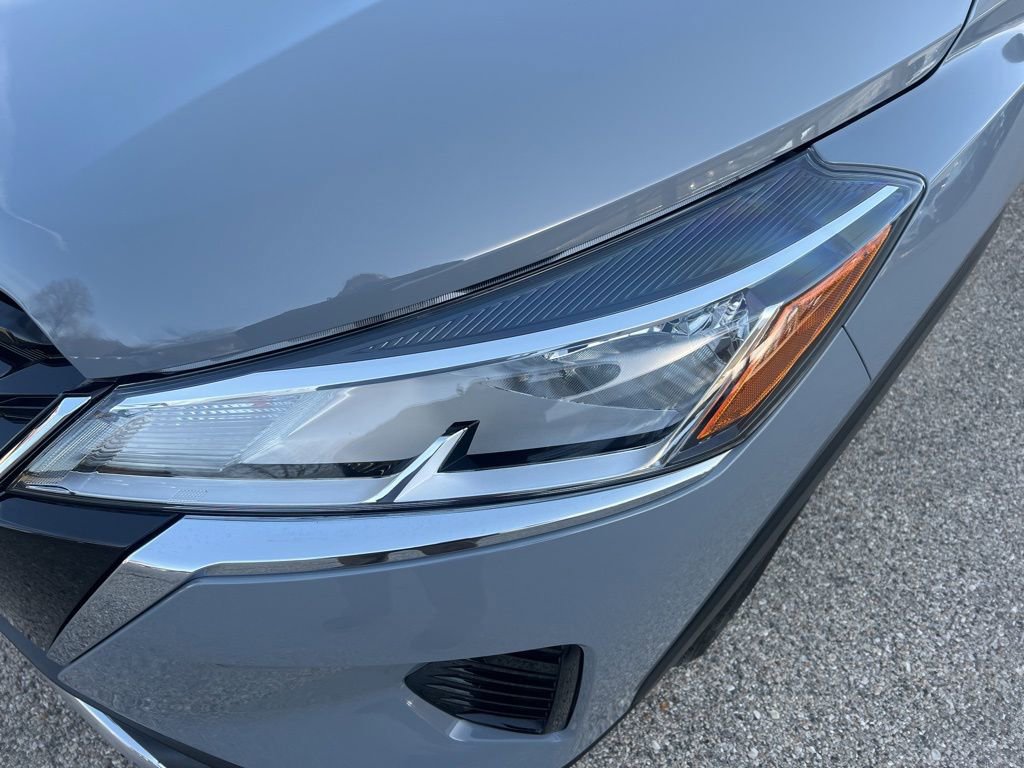 Certified 2023 Nissan Kicks SV FWD image 29