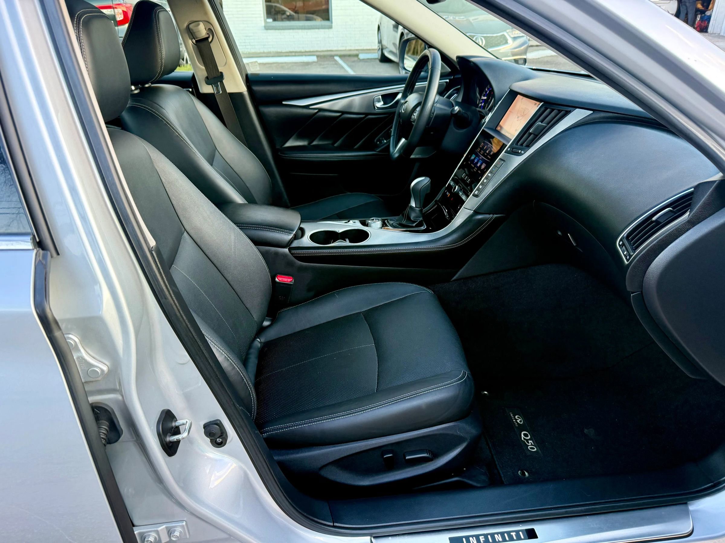 Used 2017 INFINITI Q50 Premium w/ 2.0T Premium Plus Package image 13