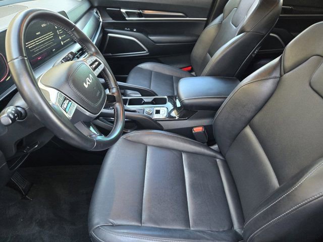 Certified 2023 Kia Telluride LX image 12