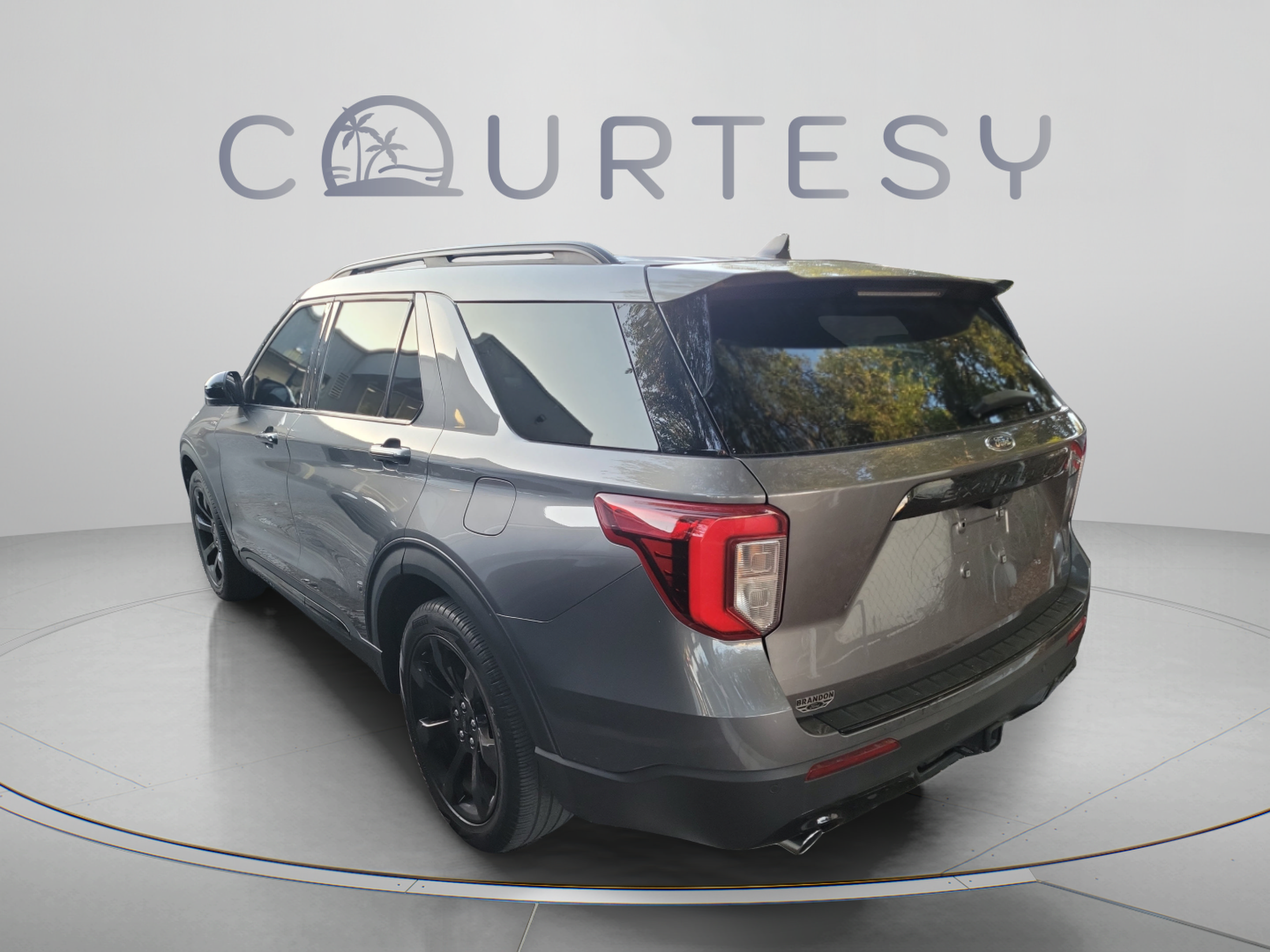 Used 2023 Ford Explorer ST-Line w/ Class IV Trailer Tow Package RWD image 10