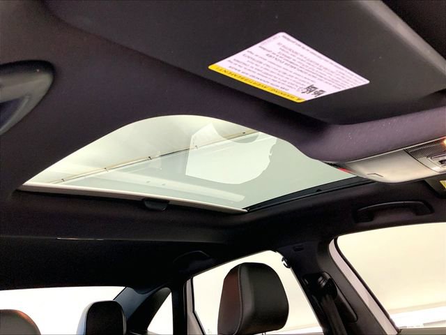 Used 2020 Volkswagen Jetta R-Line w/ R-Line Cold Weather Package image 22