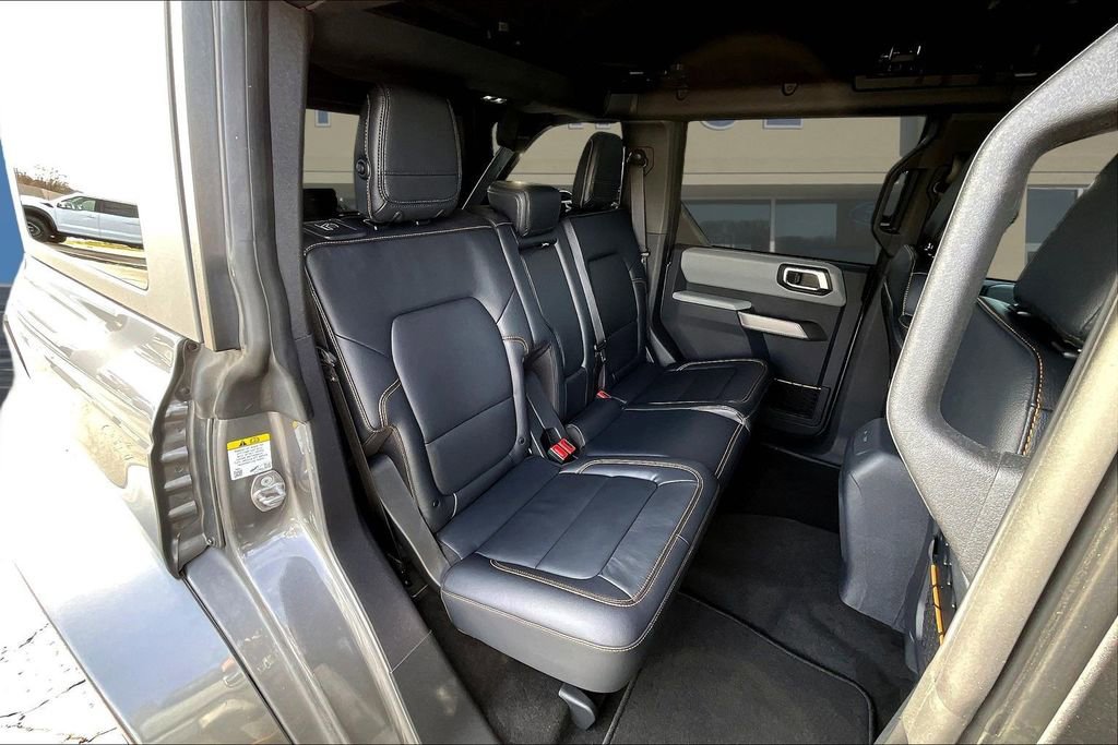 Used 2022 Ford Bronco Badlands image 27