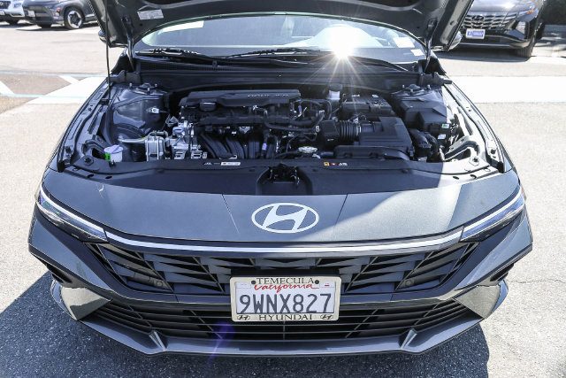 Certified 2026 Hyundai Elantra Sport FWD image 32