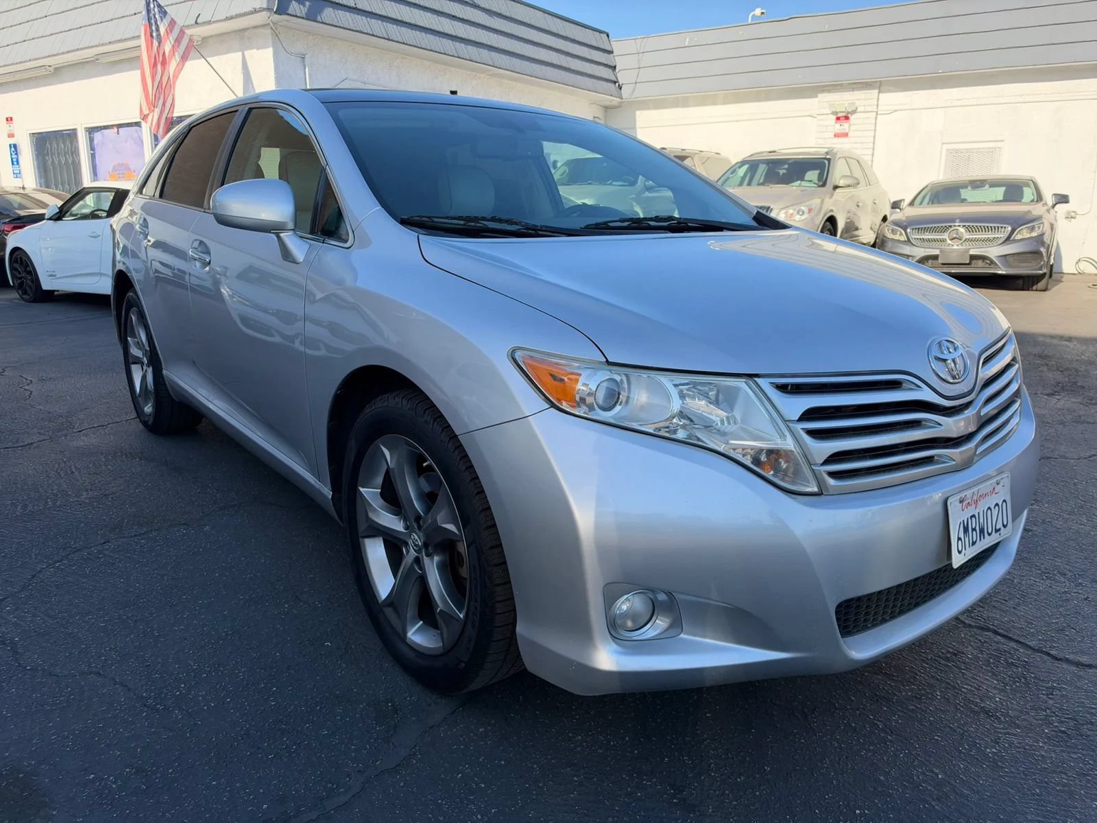 Used 2010 Toyota Venza w/ Leather Pkg FWD image 8