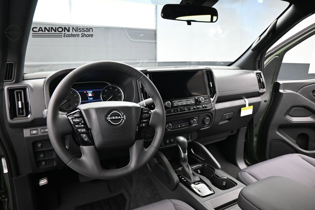 New 2027 Nissan Frontier SV w/ SV Convenience Package RWD image 9