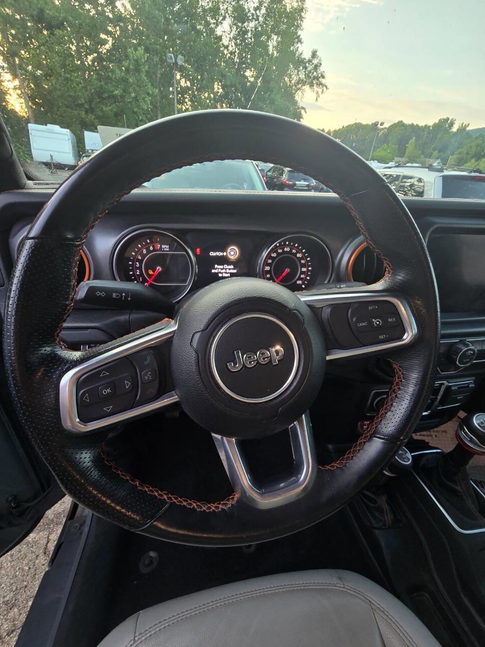 Used 2022 Jeep Gladiator Mojave image 15