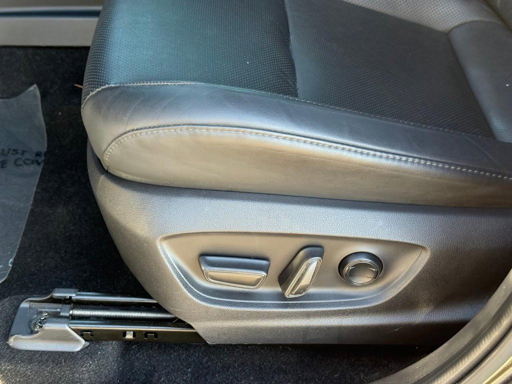 Used 2023 Toyota Crown Platinum image 19