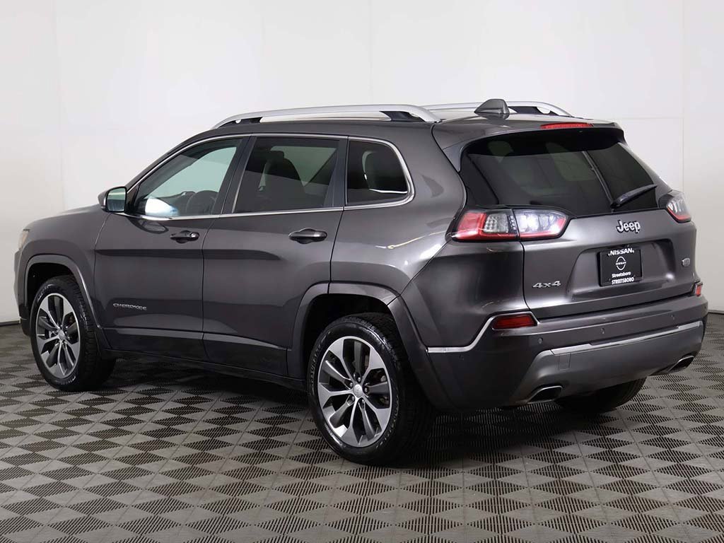 Used 2019 Jeep Cherokee Overland w/ Technology Group image 12