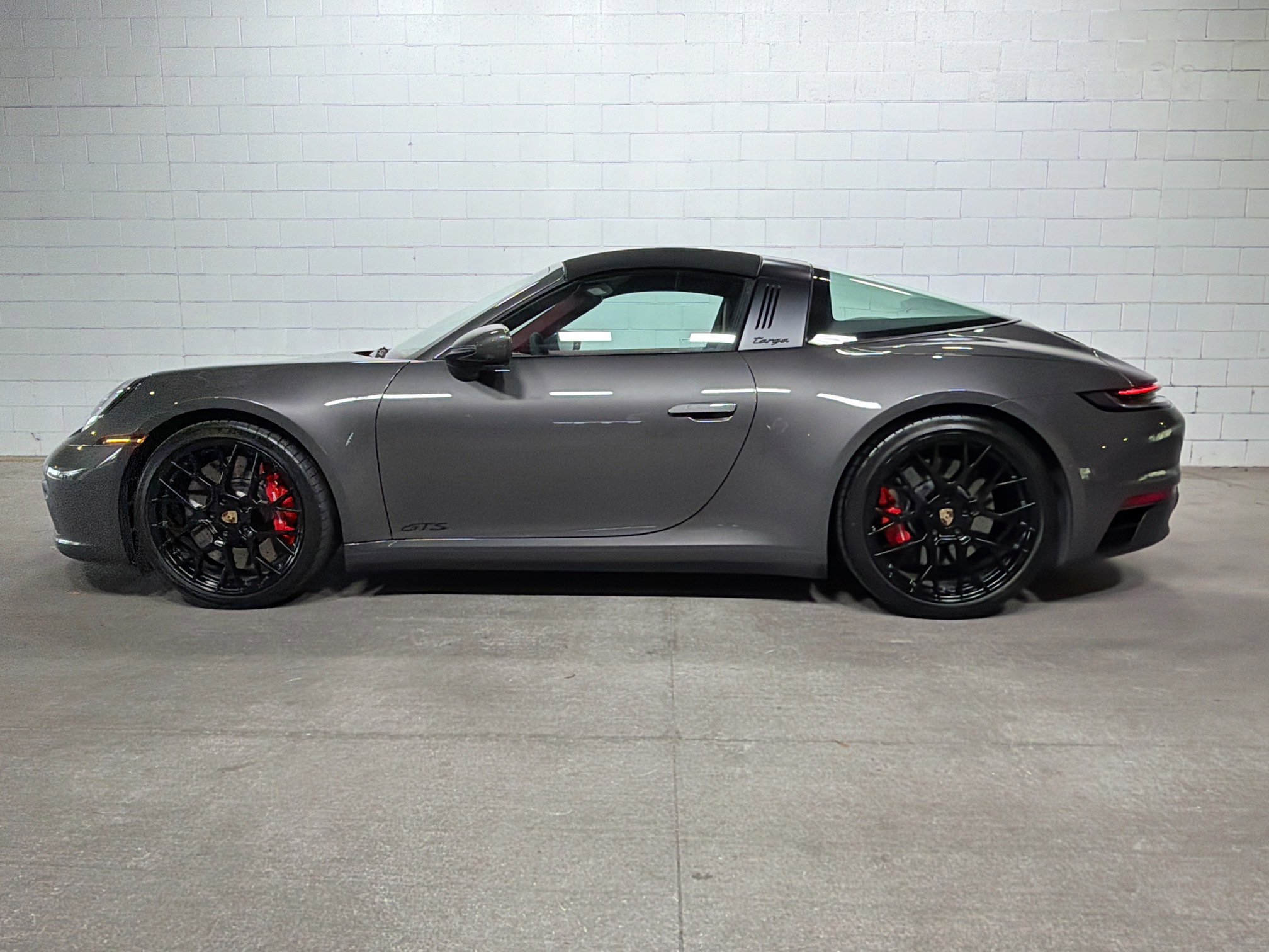 Certified 2023 Porsche 911 Targa 4 GTS AWD/4WD image 2