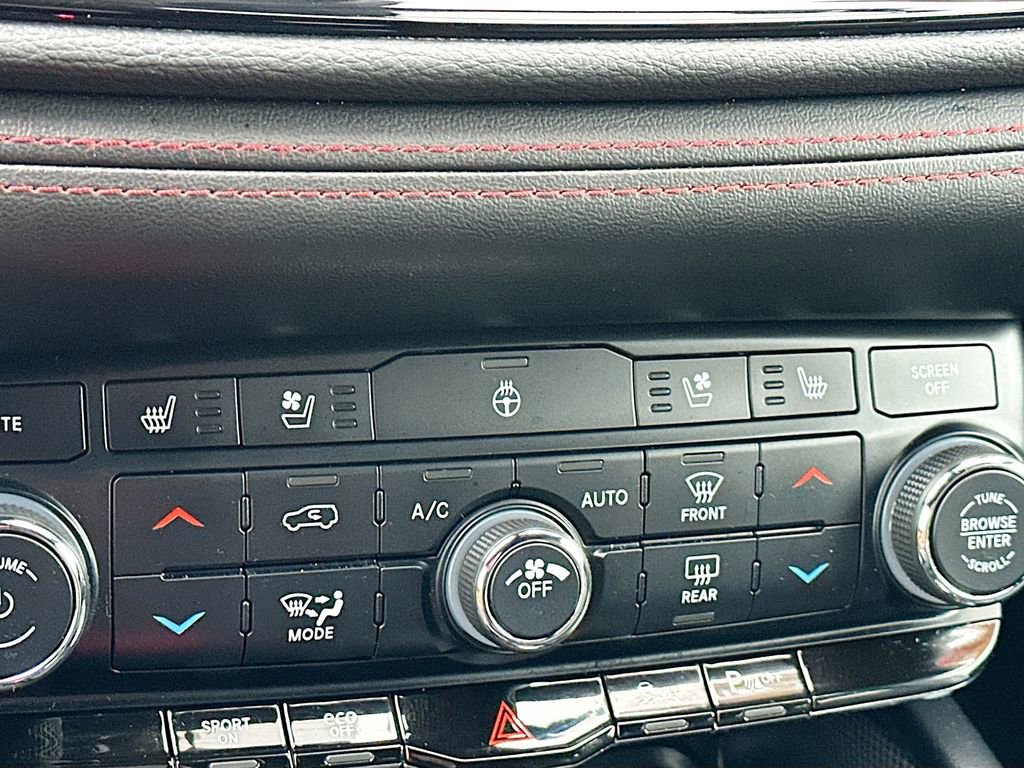 Used 2023 Dodge Durango R/T image 28