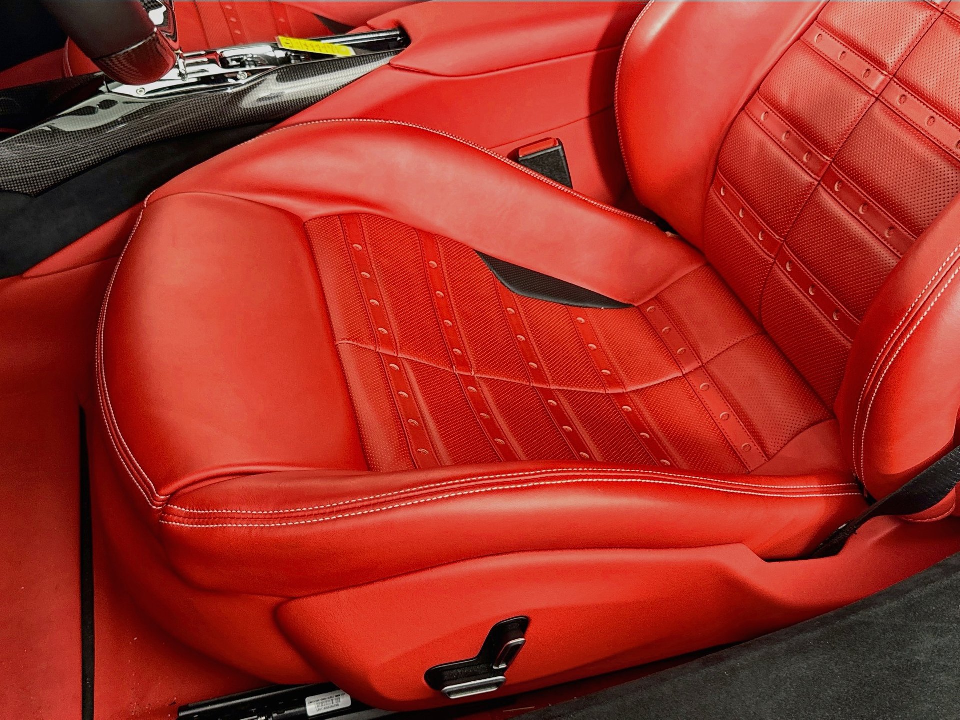 Certified 2025 Ferrari 296 GTS RWD image 18
