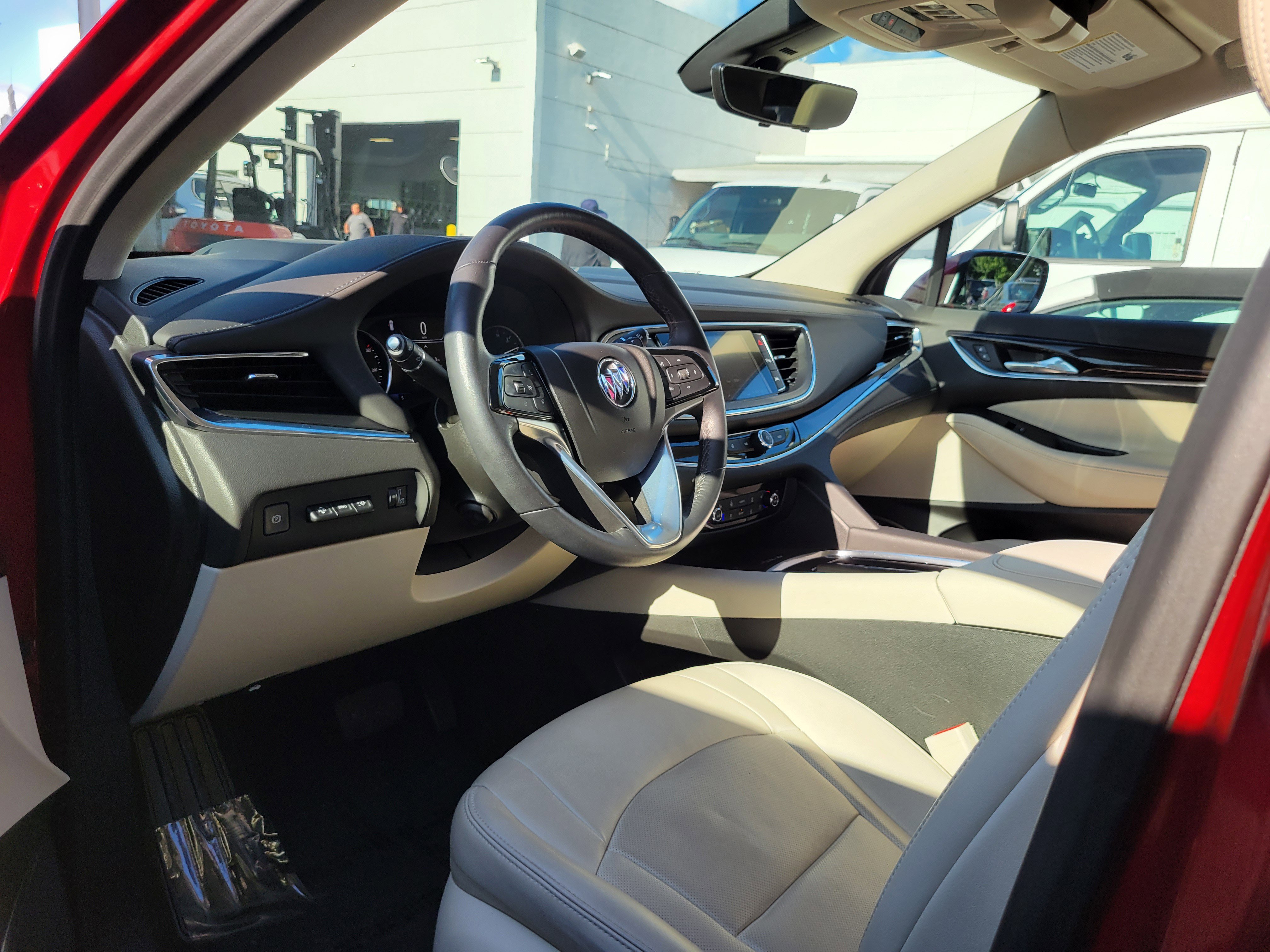 Used 2022 Buick Enclave Premium w/ Experience Buick Package image 9