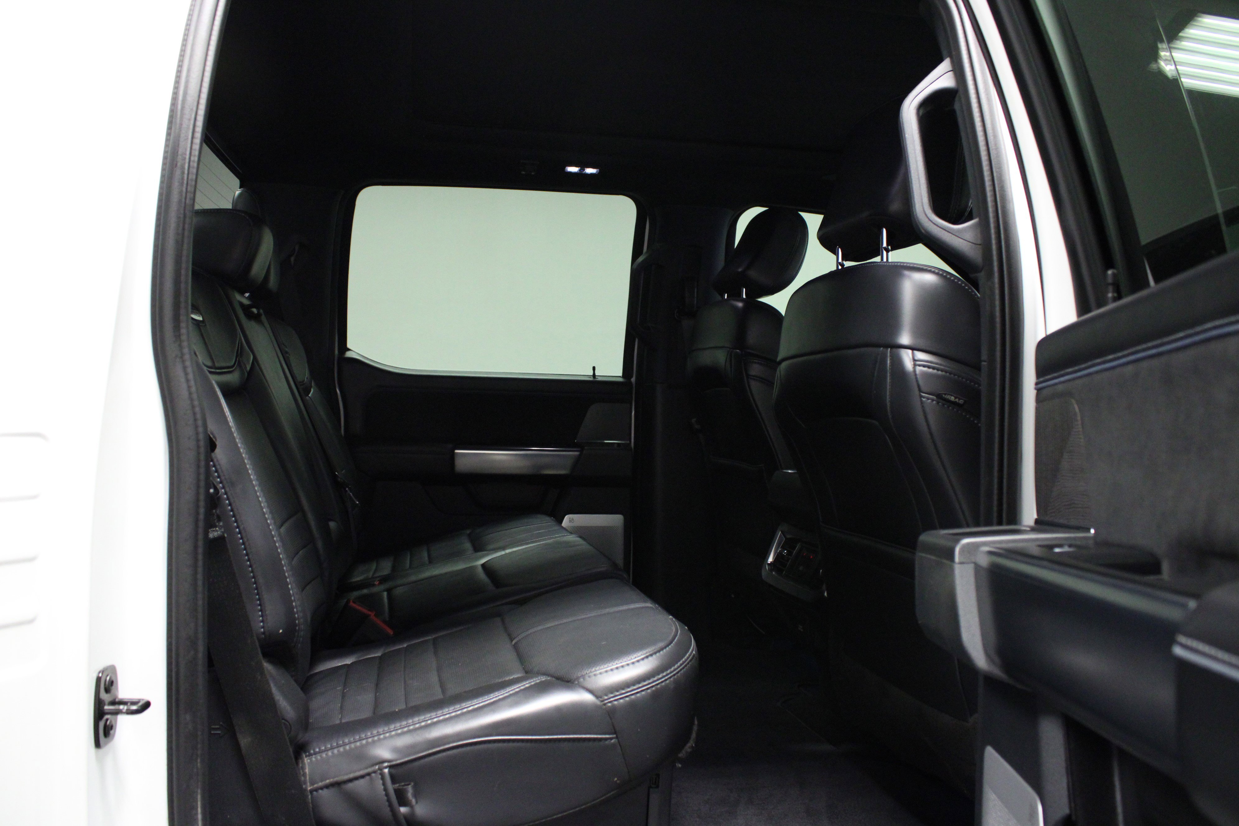 Used 2025 Ford F250 Platinum image 15