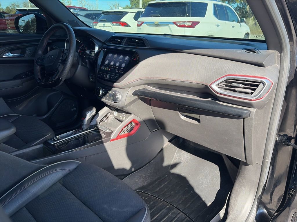 Used 2022 Chevrolet TrailBlazer RS w/ Technology Package image 10