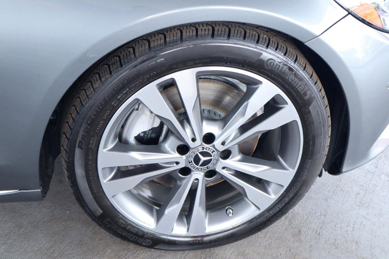 Used 2017 Mercedes-Benz C 300 Sedan w/ Premium 1 Package image 40