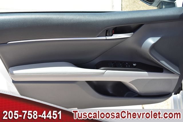 Used 2024 Toyota Camry XSE FWD image 16