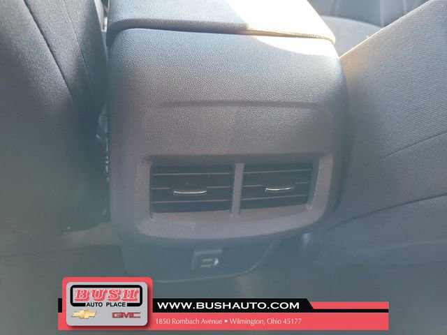 Used 2023 Chevrolet Equinox LT AWD/4WD image 12