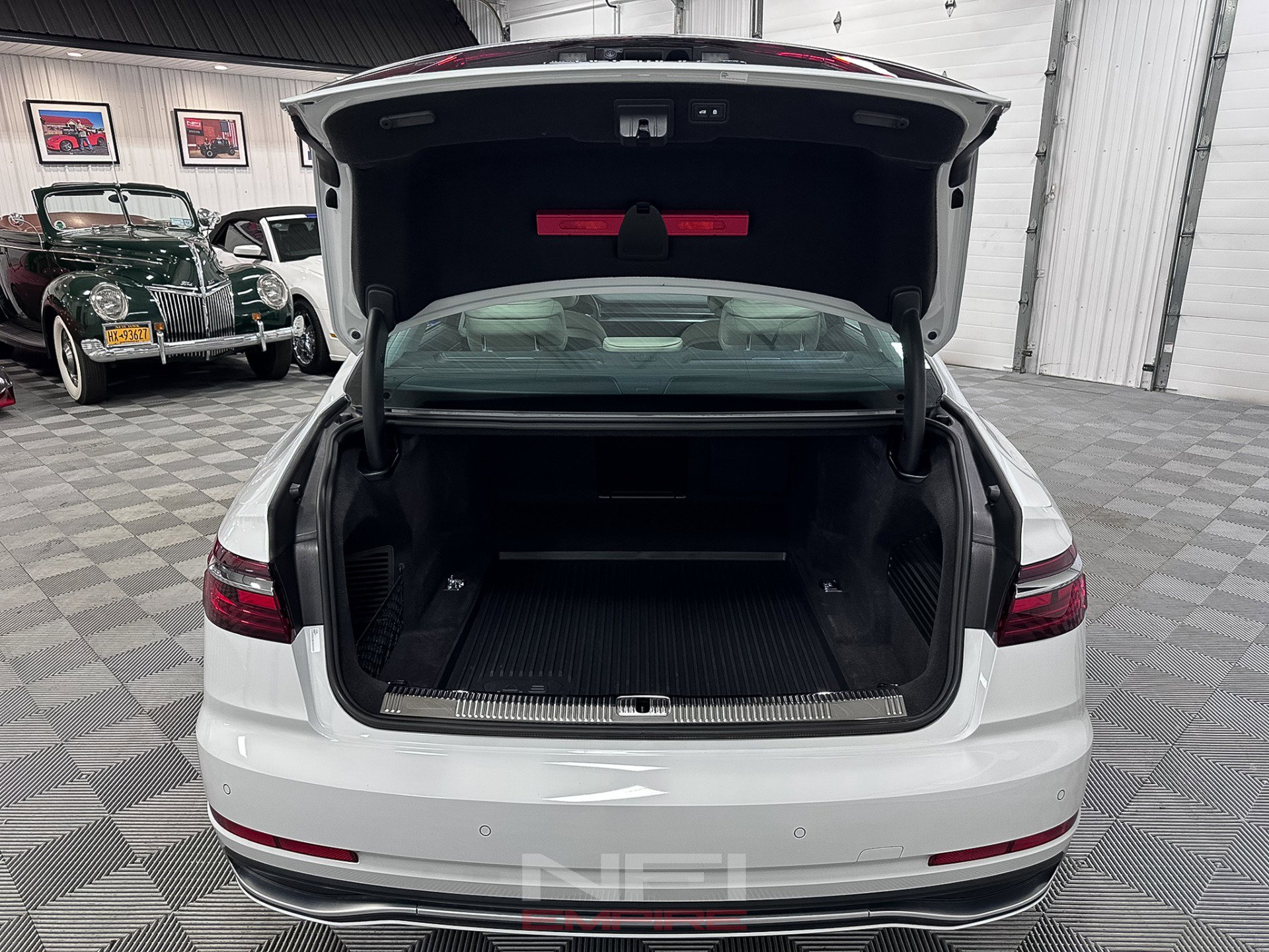 Used 2024 Audi A8 L 3.0T image 49