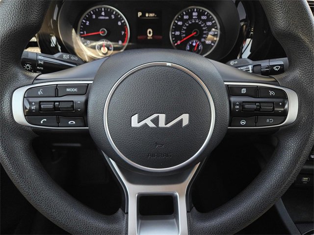 Used 2022 Kia K5 LXS image 27