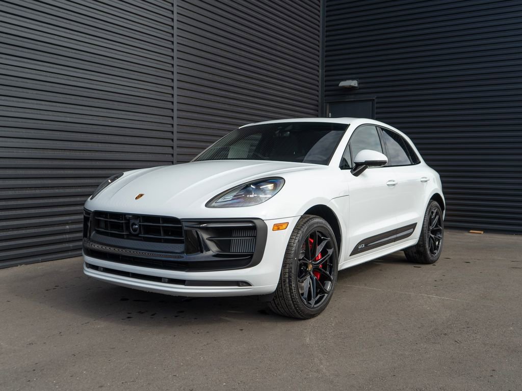 New 2026 Porsche Macan GTS